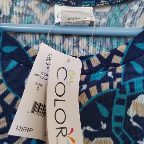 Dress - Picture 2 of 4